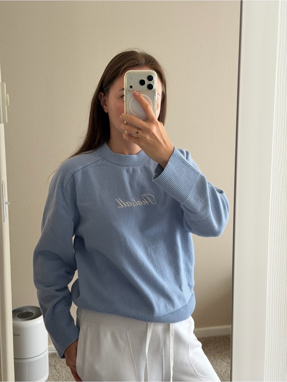 The Devil Wears Prada Women’s Blue Solid Knit Crew Neck Long Sleeve Sweater M